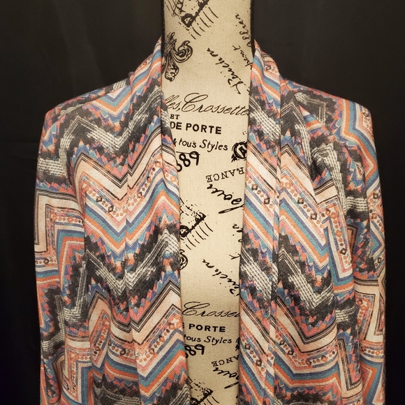 Xhilaration Cardigan - Picture 2 of 7